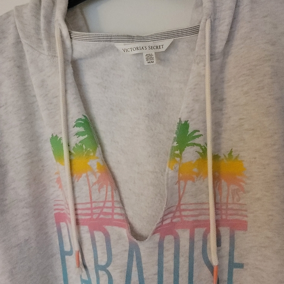 🩷VS HOODIE🩷 - Picture 3 of 9